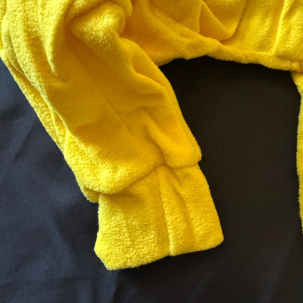 New Yellow Pikachu Plush Pajamas PJ’s Warm and Comfortable Pokemon Size Medium - Picture 7 of 8